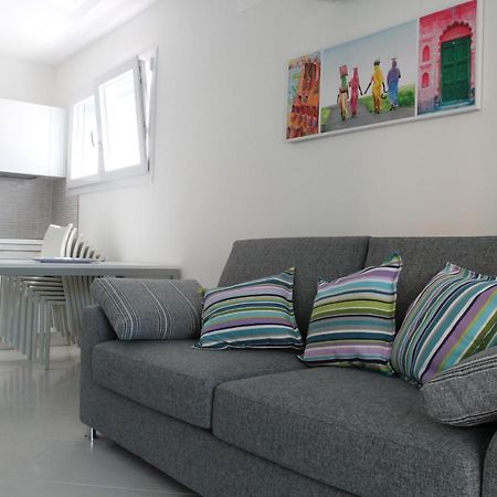 Ba - Carla Apartments - Modern Apartments - Линьяно-Саббьядоро Экстерьер фото