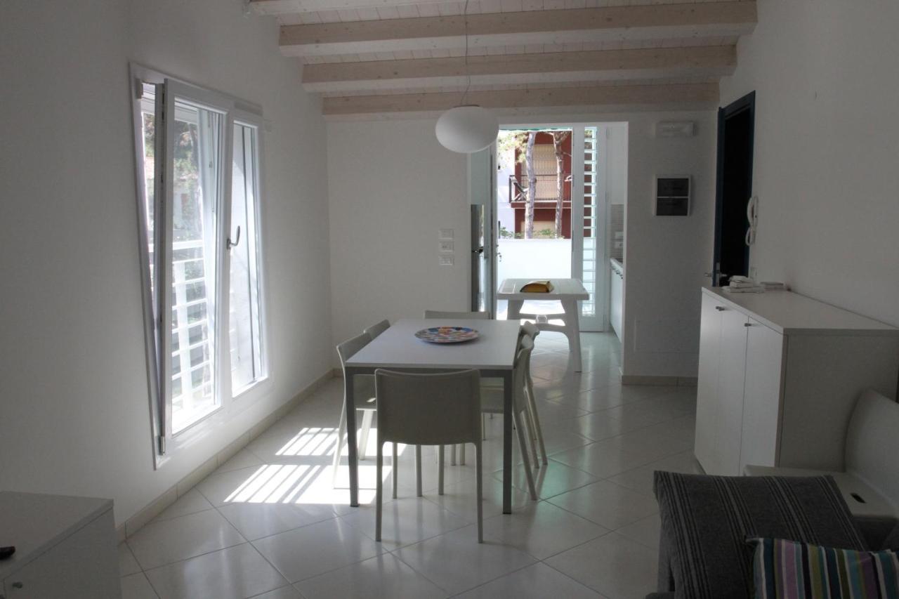 Ba - Carla Apartments - Modern Apartments - Линьяно-Саббьядоро Экстерьер фото