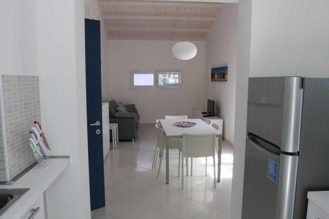 Ba - Carla Apartments - Modern Apartments - Линьяно-Саббьядоро Экстерьер фото